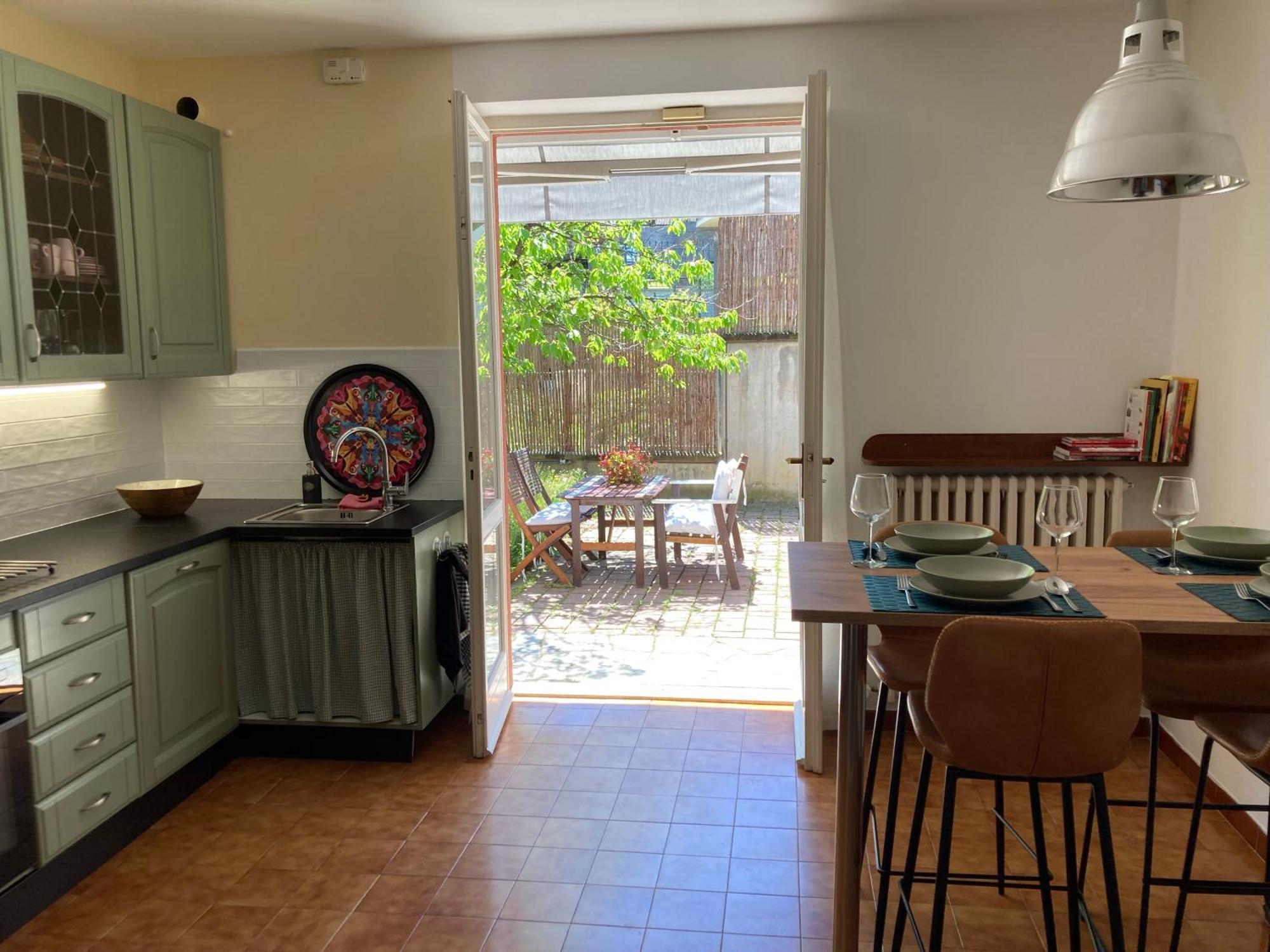 Appartamento Casa Finestre Bianche Canelli Esterno foto